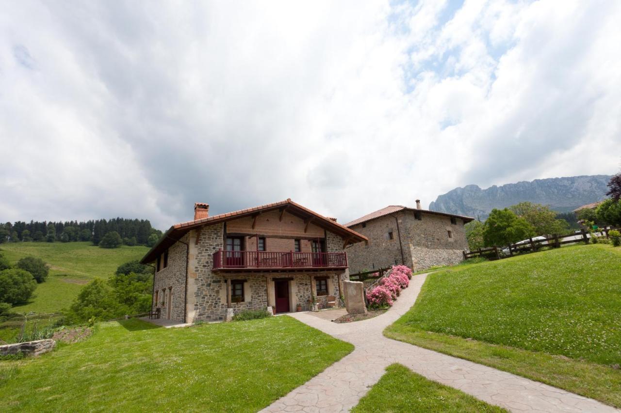 Casa Rural Etxegorri Orozko Exterior foto